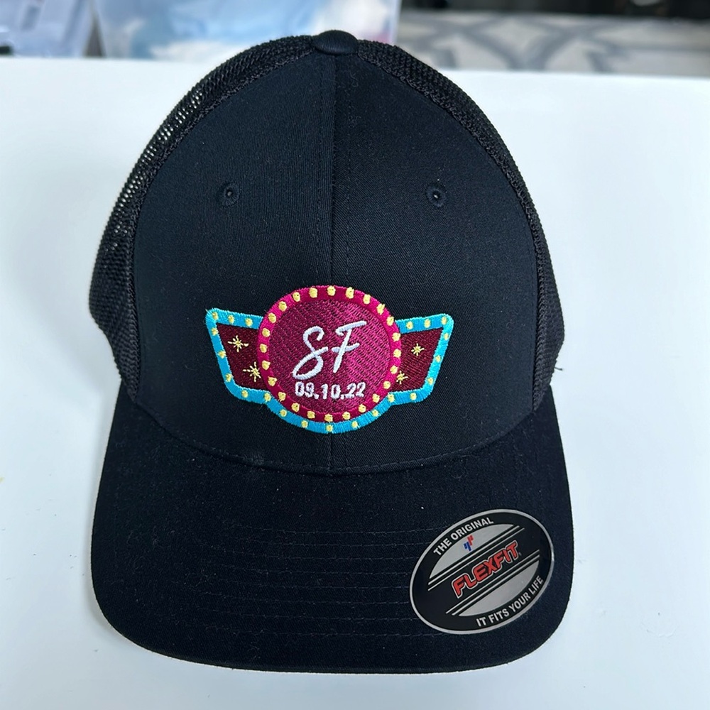 Flex fit basketball cup.